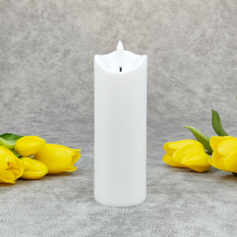 Свічка на батарейках Led Cortina WF002H біла 15 см