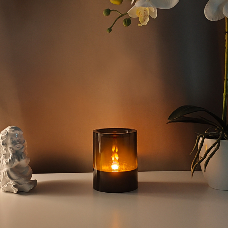 Свічка Led у затемненому закритому корпусі Sunlight 10 см